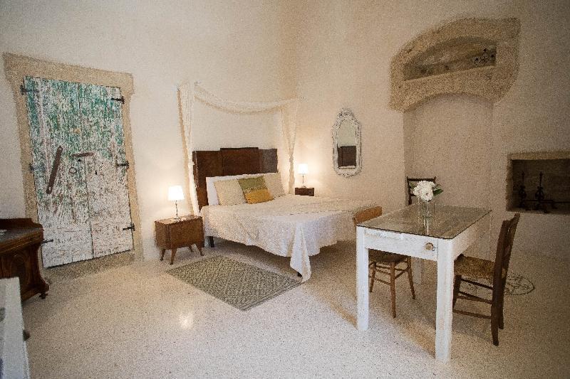 HISTORIA- Dimore Storiche Corte Chiesa Corigliano dʼOtranto Exterior foto
