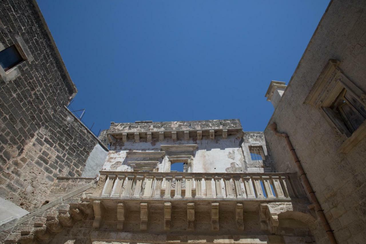 HISTORIA- Dimore Storiche Corte Chiesa Corigliano dʼOtranto Exterior foto
